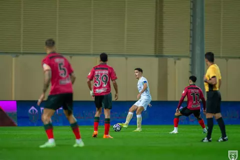 التعاون يرتقي إلى وصافة الدوري السعودي بثنائية في شباك الخلود